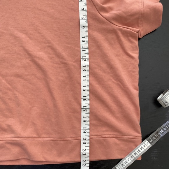 Short Sleeve Hoodie - Picture 6 of 7